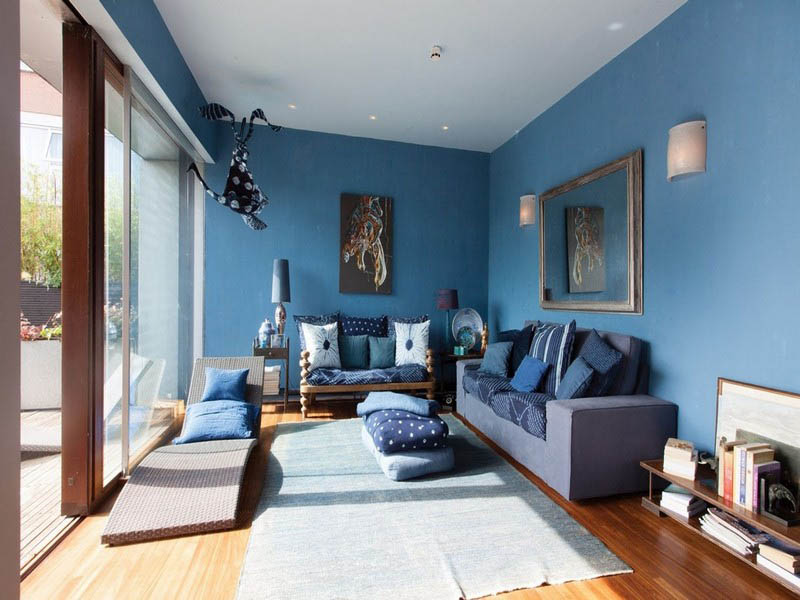 thiết kế phòng khách màu xanh dương