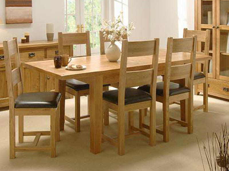 bàn ăn bằng gỗ được nhiều khách hàng lựa chọn