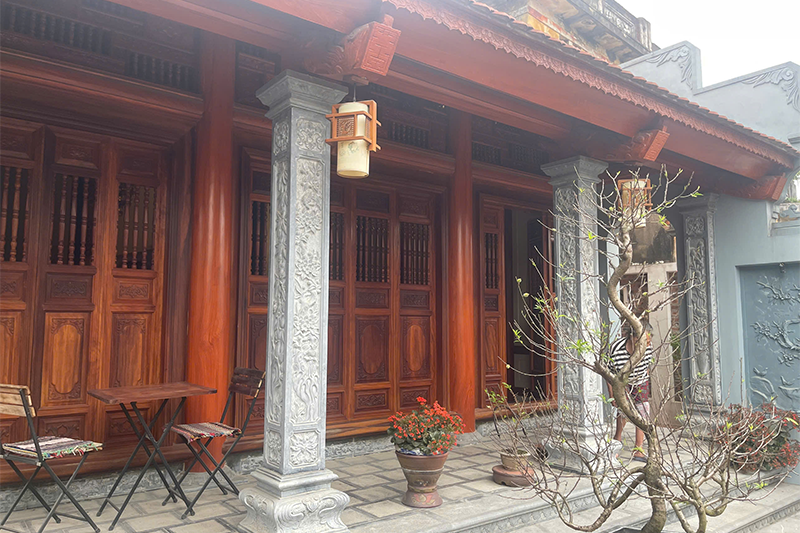 Hình ảnh nội thất bên trong nhà thờ họ 3 gian