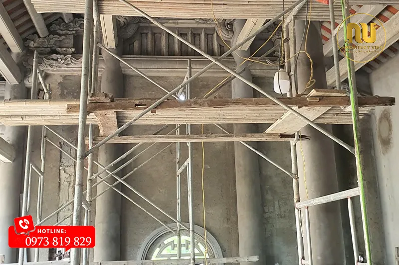 Mẫu Nhà Thờ Họ 40m2 Giả Gỗ – Vẻ Đẹp Cổ Kính