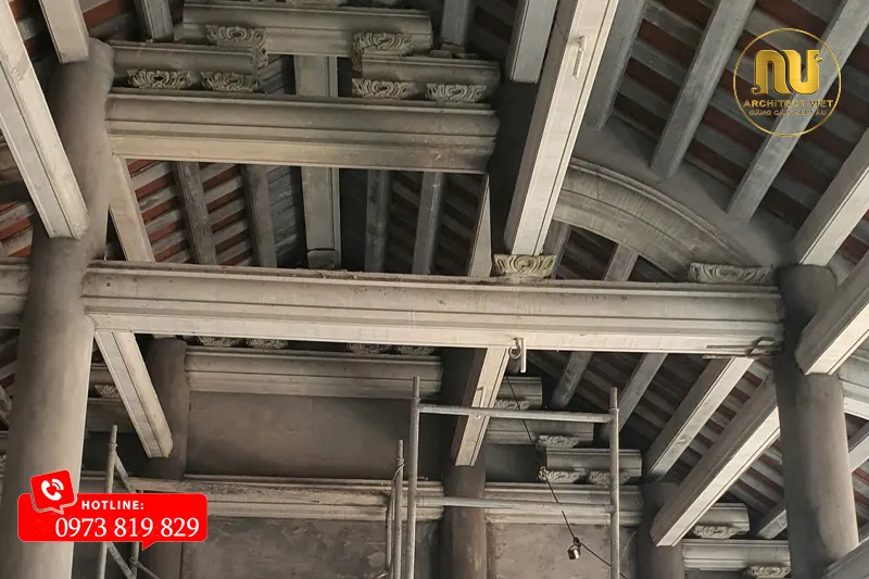 Mẫu Nhà Thờ Họ 40m2 Giả Gỗ – Vẻ Đẹp Cổ Kính