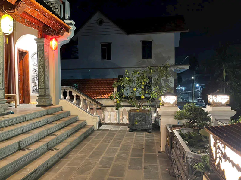 Nhà Gỗ Trên Sân Thượng