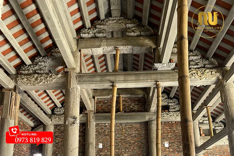 Nhà Thờ Kết Hợp Nhà Ngang