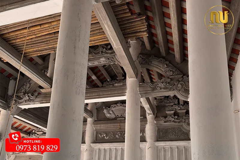 Nhà thờ 75m2 bê tông sơn giả gỗ