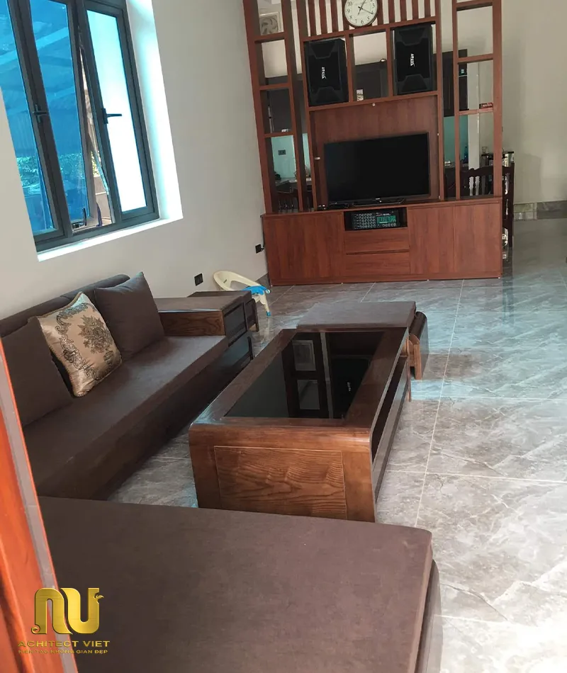 Rộng 9m dài 10m 2 tầng