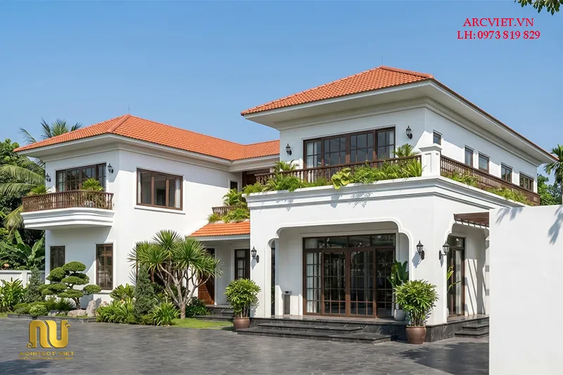 Mẫu nhà chữ U 2 tầng