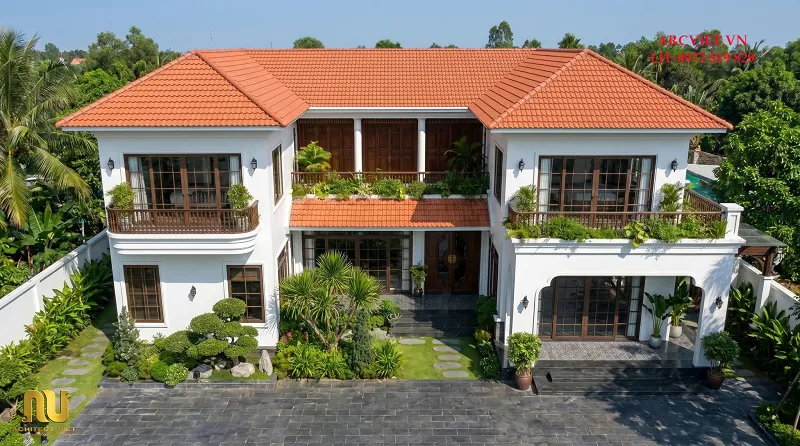 Mẫu nhà chữ U 2 tầng