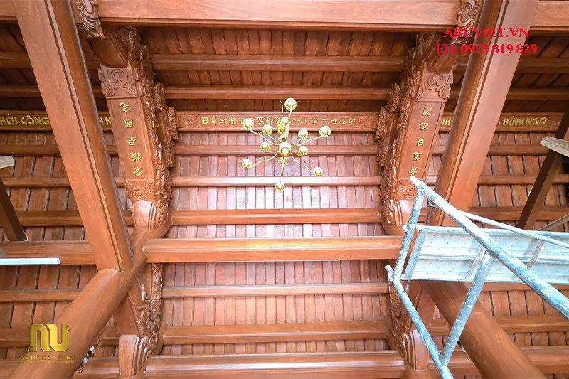 Chi phí xây nhà thờ bê tông giả gỗ