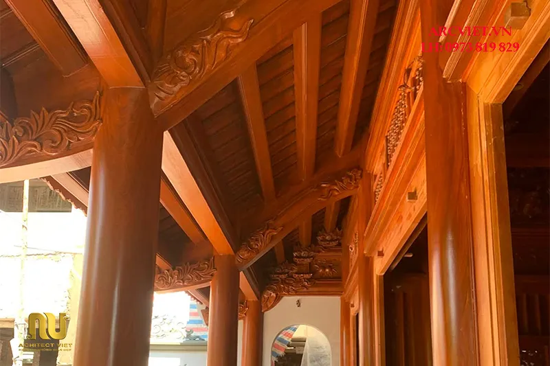 Mẫu Nhà Thờ Bê Tông Giả Gỗ Đẹp