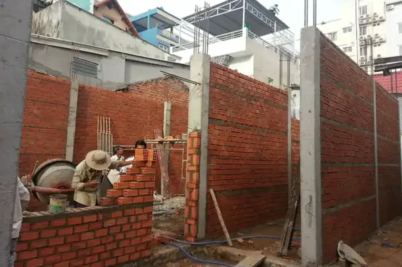 Xây Nhà 3 Tầng Nên Xây Tường 10 Hay 20?